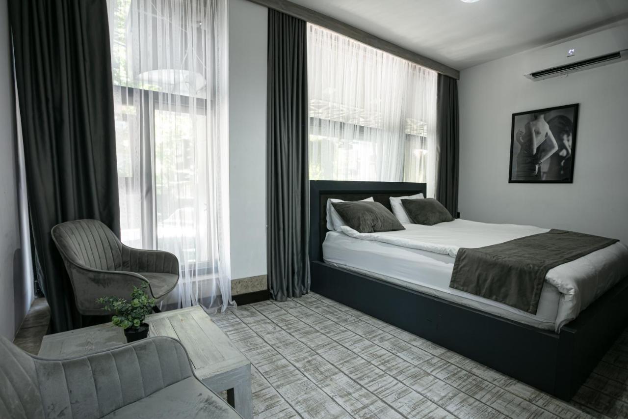Monk House Hotell Jerevan Exteriör bild